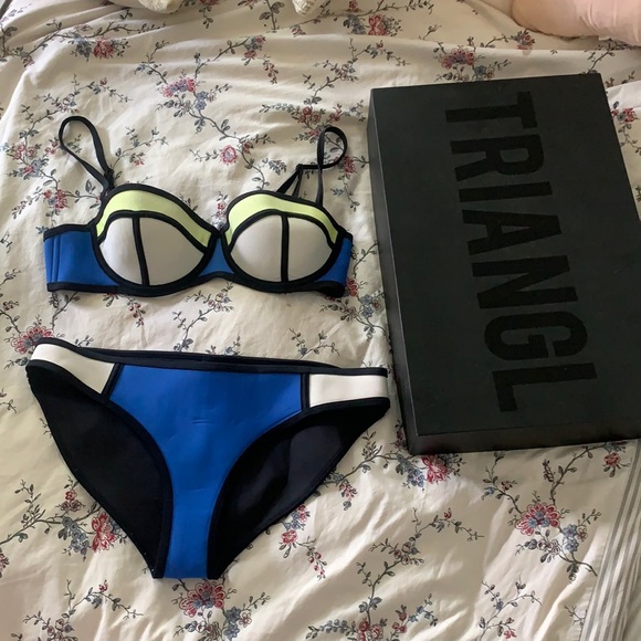 Triangle yellow & blue color block bikini - Picture 1 of 4